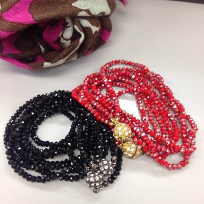 ＜カットガラスレッドタイプ＞４wayキラキラハンドメイドネックレス２本セット【消費税・送料込】